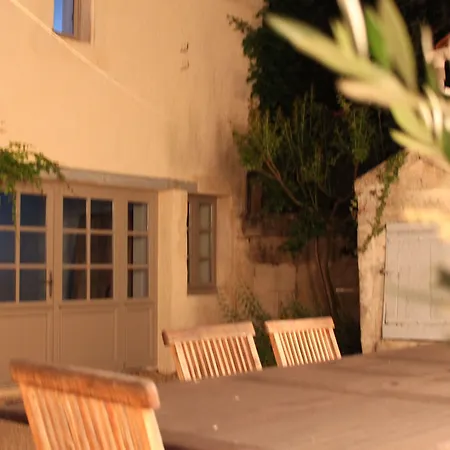 Maison Charles Maurice 3*