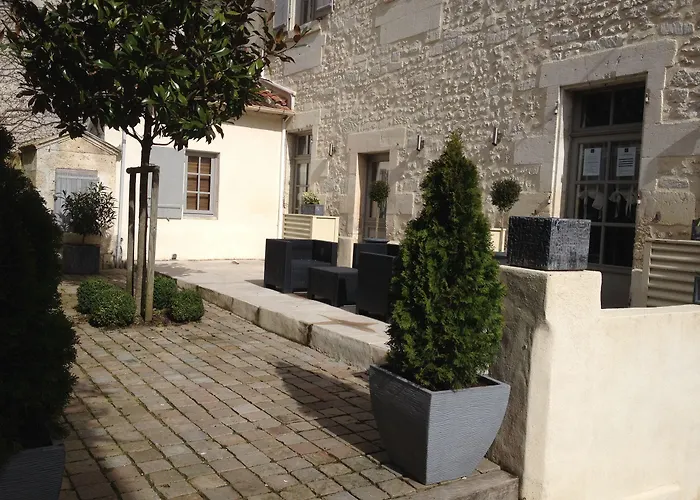 Maison Charles Maurice Chalais (Charente)